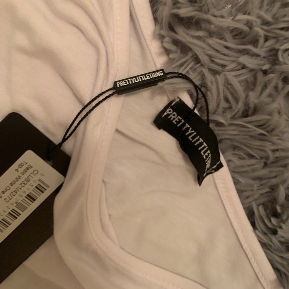 Pretty little thing one shoulder crop top - Picture 3 of 3